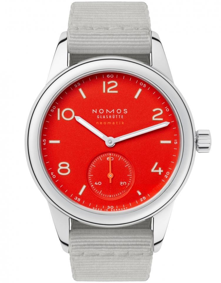 NOMOS 743 CLUB