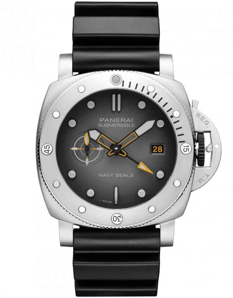 PANERAI PAM01323 SUBMERSIBLE