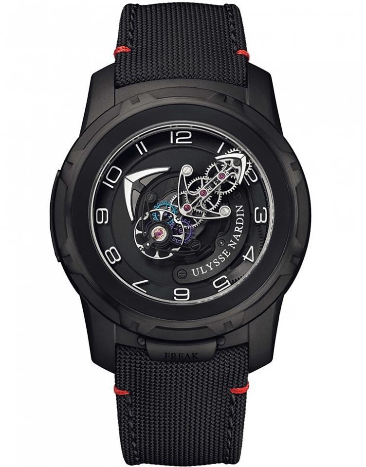 ULYSSE NARDIN 2053-132/BLACK FREAK